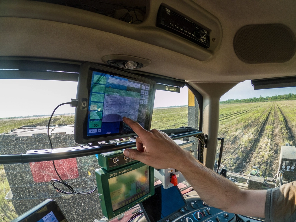 Agriscience & Technology